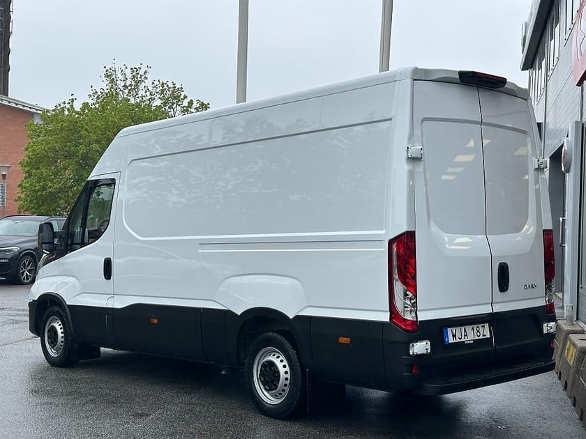 Bild 5 av Iveco Daily 35-140 Van Skåpbil 2.3 JTD Hi-Matic | Värmare | Sensorer