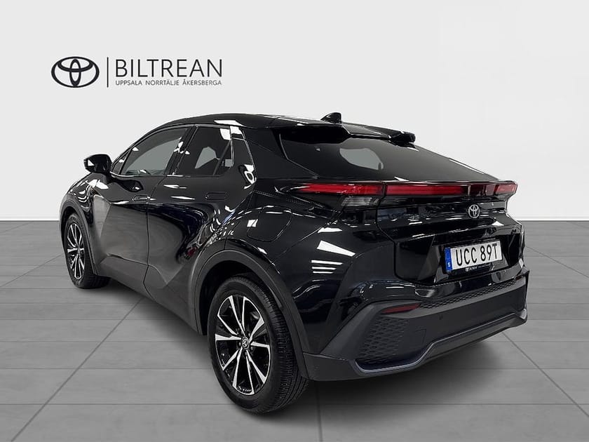 Bild 4 av Toyota C-HR Hybrid 1,8 Style Teknikpaket Ledramp Vinterhjul ingår