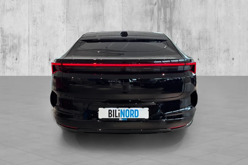 Polestar 4 Long Range Dual motor bilde 5