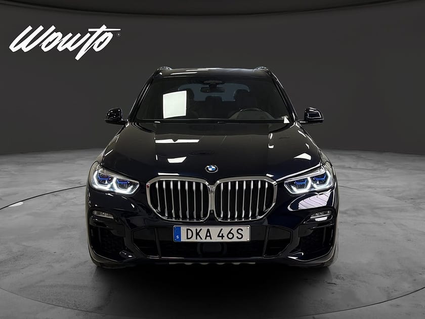 Bild 2 av BMW X5 xDrive30d 265HK M-Sport /Luft /H/K /HuD