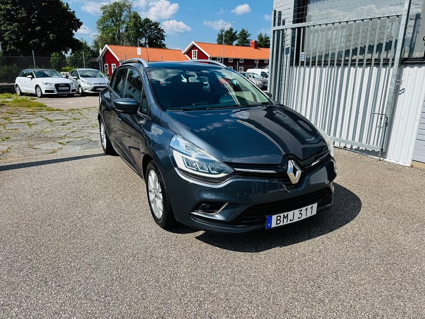 Bild 1 av Renault Clio Sport Tourer 1.2 TCE 118HK INTENS / AUTOMAT / NAVI