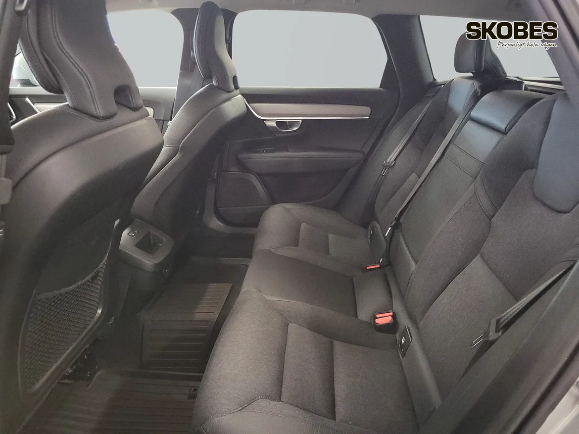 Volvo V90 Cross Country