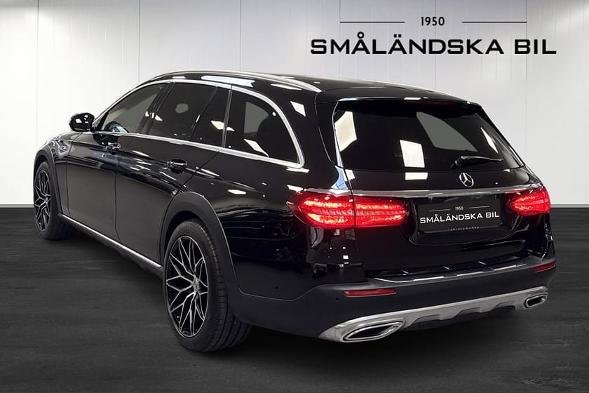 Bild 3 av Mercedes-Benz E 220 d 4MATIC All-Terrain Panorama Drag 194hk
