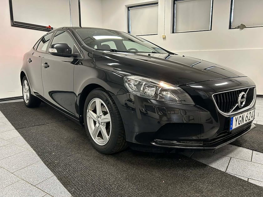Bild 3 av Volvo V40 T2 Kinetic 122 hk Euro 6 Välservad
