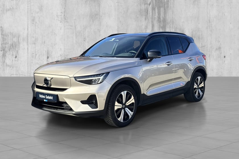Bilde 4 av Volvo XC40 Recharge Twin motor 360kam/Soltak/Hengerfeste++