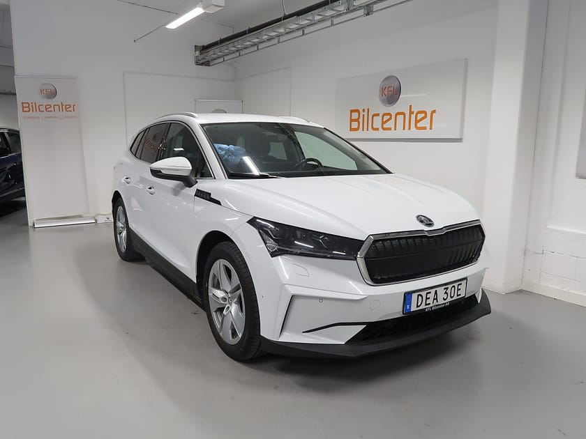 Bild 4 av Škoda Enyaq iV 80x Skoda V-Däck ingår Drag-Kamera-Navi-Keyless-CarPlay-Rattv