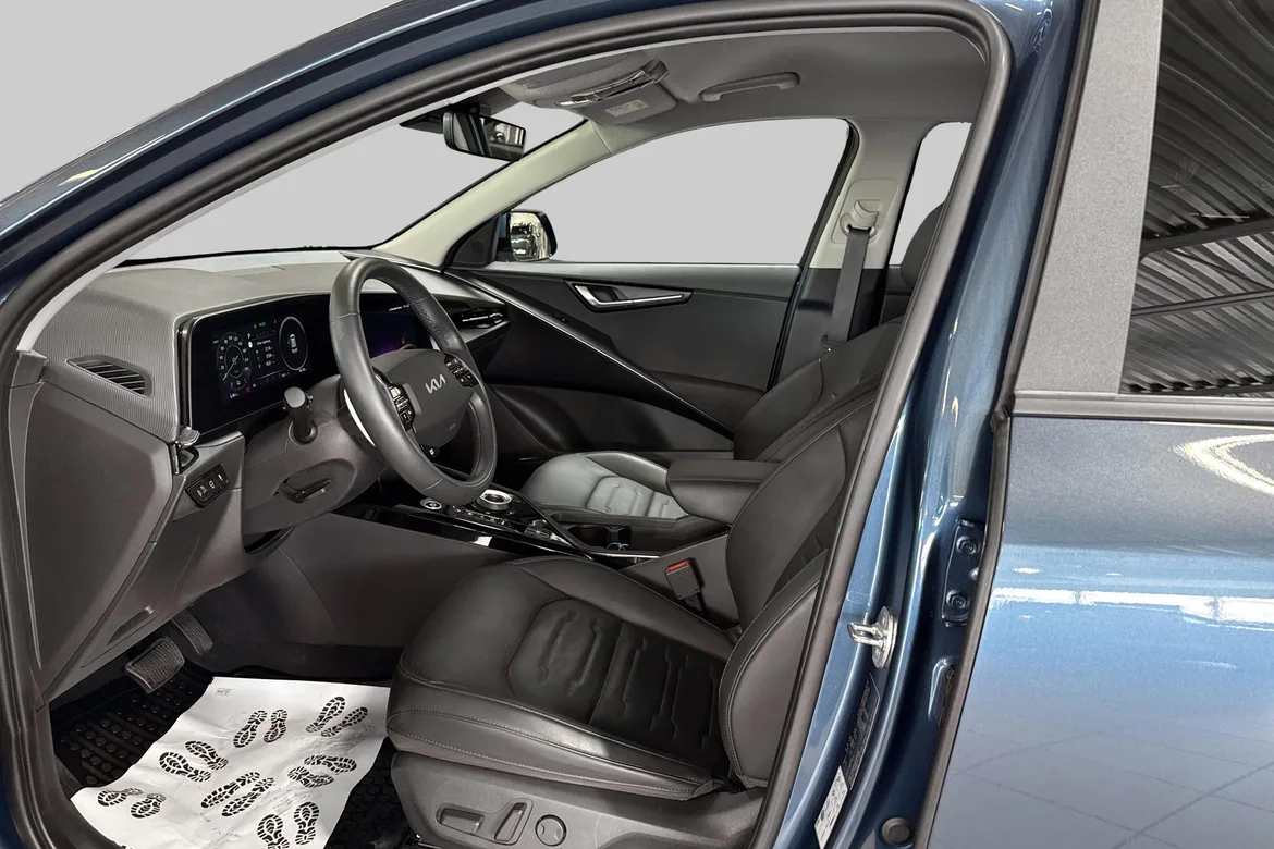 picture of a car