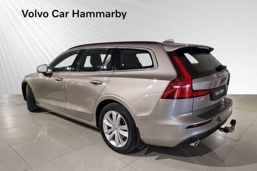 Bild 4 av Volvo V60 B4 Diesel Momentum Advanced Edition