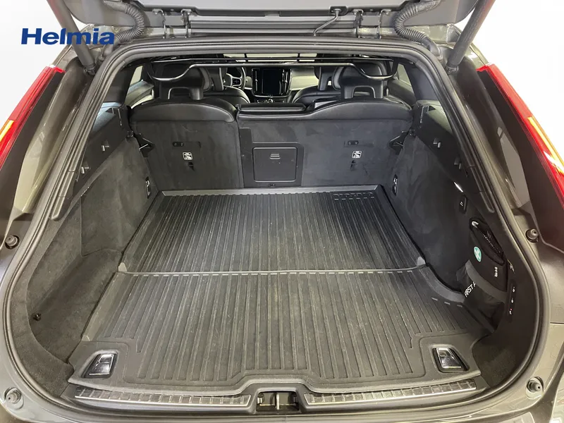 Bild 10 av 16 – Volvo V90 Cross Country T5 II AWD Pro