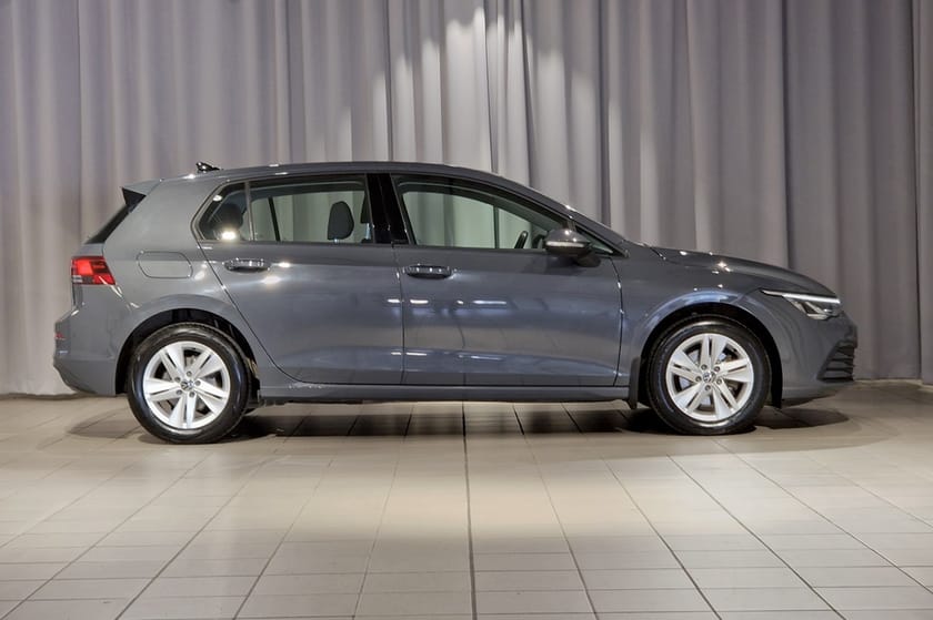 Bild 4 av Volkswagen Golf Life | Dragkrok | Backkamera | Adaptiv farthållare