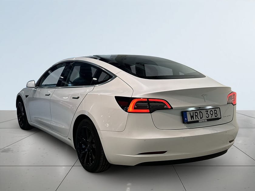 Bild 5 av Tesla Model 3 Long Range AWD Skinn Autopilot Pano Kamera GPS SoV