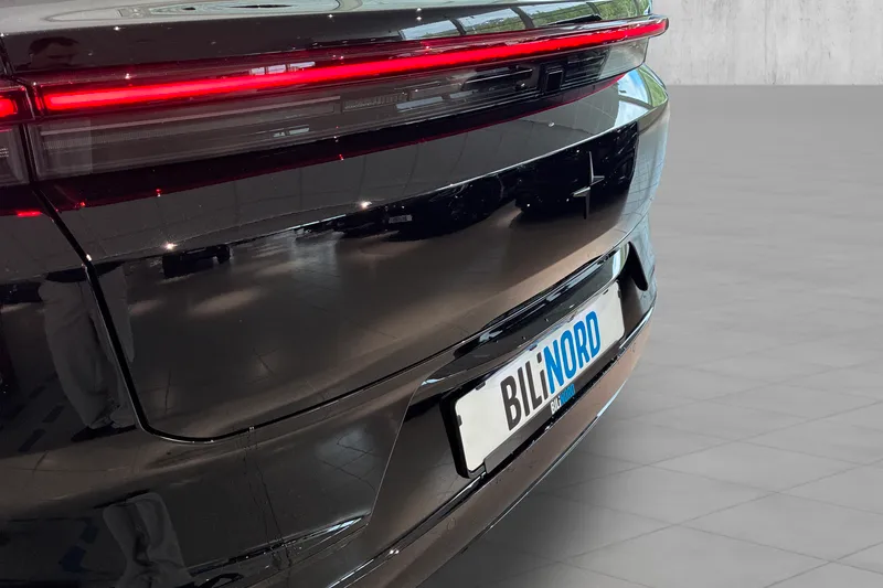 Polestar 4 Long Range Dual motor bilde 8