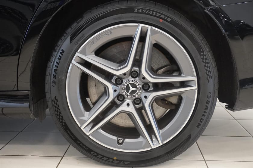 Bild 4 av Mercedes-Benz E 300 T de AMG Line 306hk