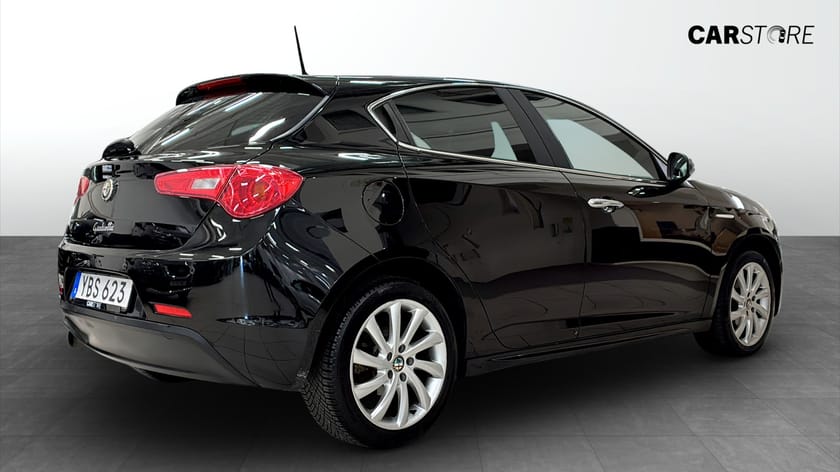 Bild 2 av Alfa Romeo Giulietta 1.4 TB 16V Manuell // 120hk // Distinctive