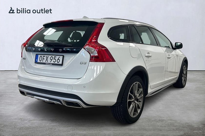 Bild 4 av Volvo V60 Cross Country D3 Business Advanced Summum Dragkrok Elstol Skinn
