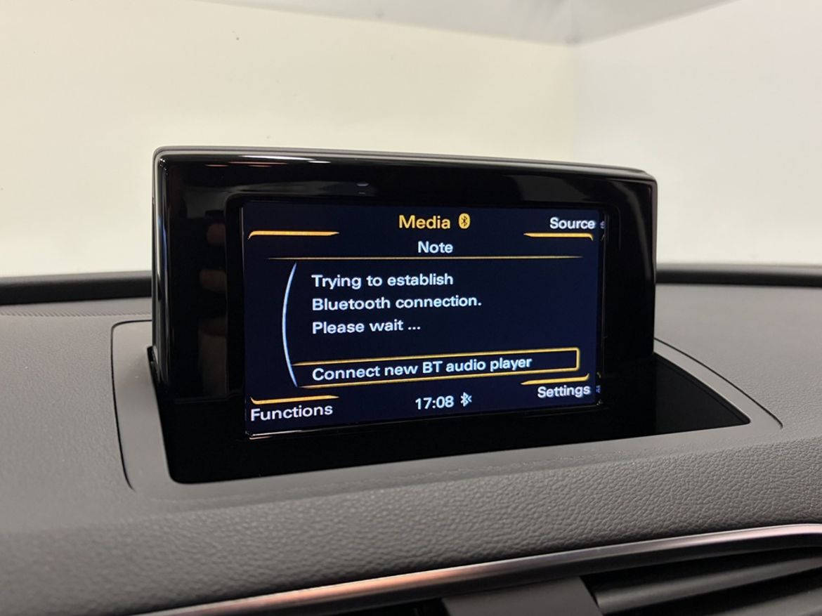 Audi Audi Q3 — bild 17