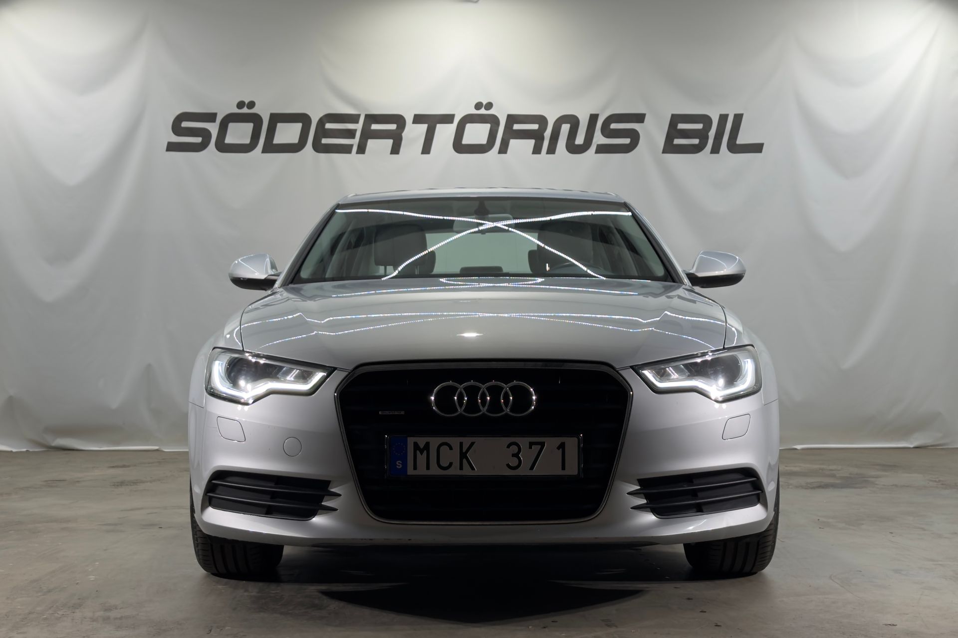 Audi A6 Sedan 2.8 FSI V6 quattro 2012, photo 4/10