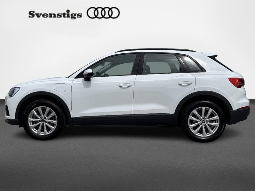 Bild 4 av Audi Q3 45 TFSI e PROLINE 245 HK S TRONIC