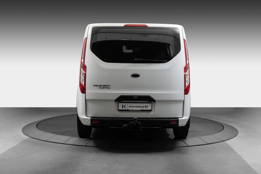 Bilde 4 av Ford Transit Custom 340 2.0 EcoBlue/340/L2/R.kamera/2xskyvedører/Krok/Webasto++