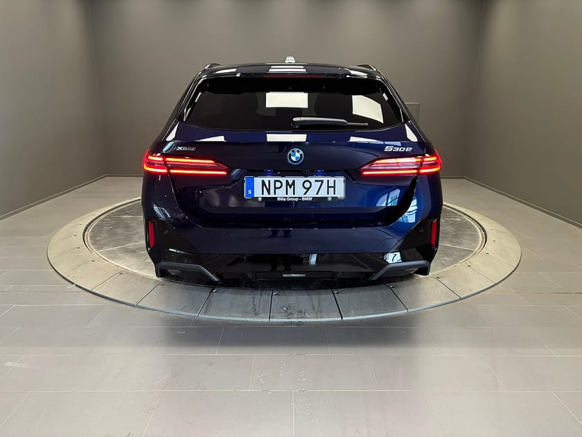 Bild 4 av BMW 530e xDrive Touring Steptronic, M Sport, Gratis Vinterhjul*