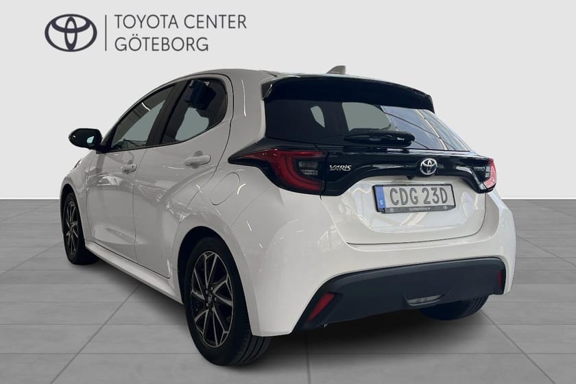 Bild 3 av Toyota Yaris Hybrid 1,5 5D ACTIVE PLUS//VINTERHJUL INGÅR