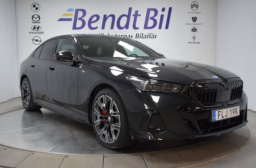 Bild 1 av BMW 550e xDrive Sedan
