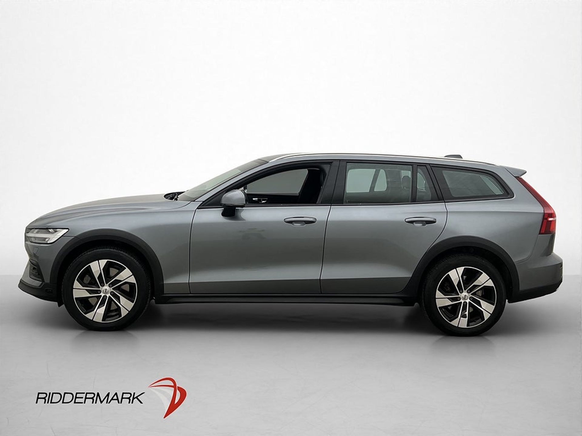 Volvo V60 Cross Country B5 Advanced 2021, bild 5/10
