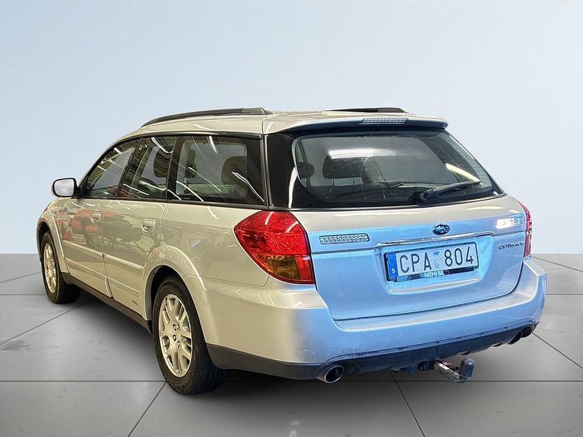 Bild 5 av Subaru Outback 2.5 4WD Kamrem bytt/SoV-Däck/Drag/Värmare