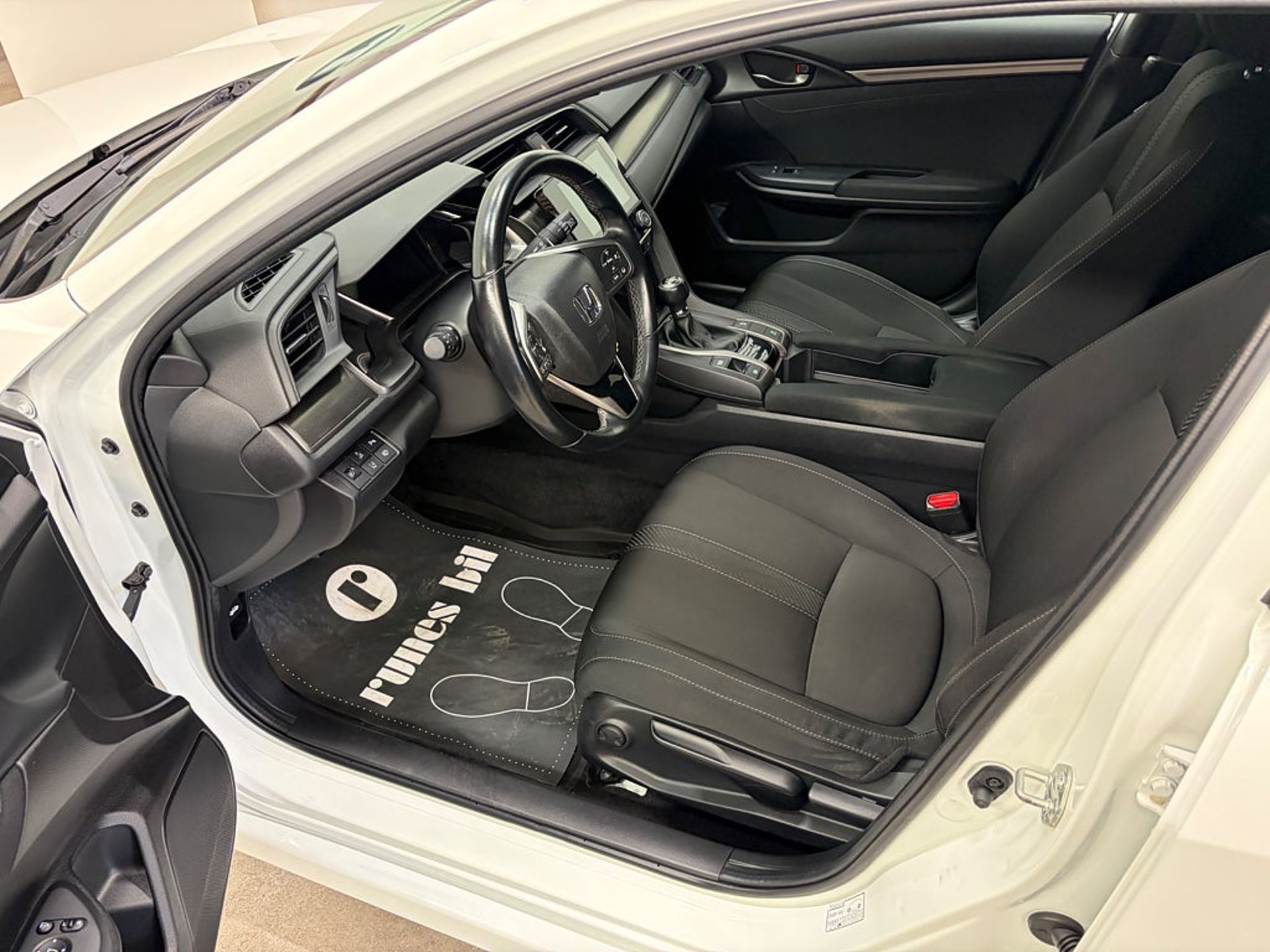 Honda Civic 2018, bild 7/10