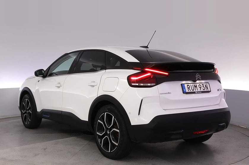 Bild 4 av Citroën ë-C4 e-C4 Shine Electric HeadUp Dödavinkel Kamera