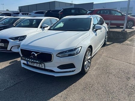 Volvo V90 D3 AWD Aut Momentum Advanced Edition / Drag