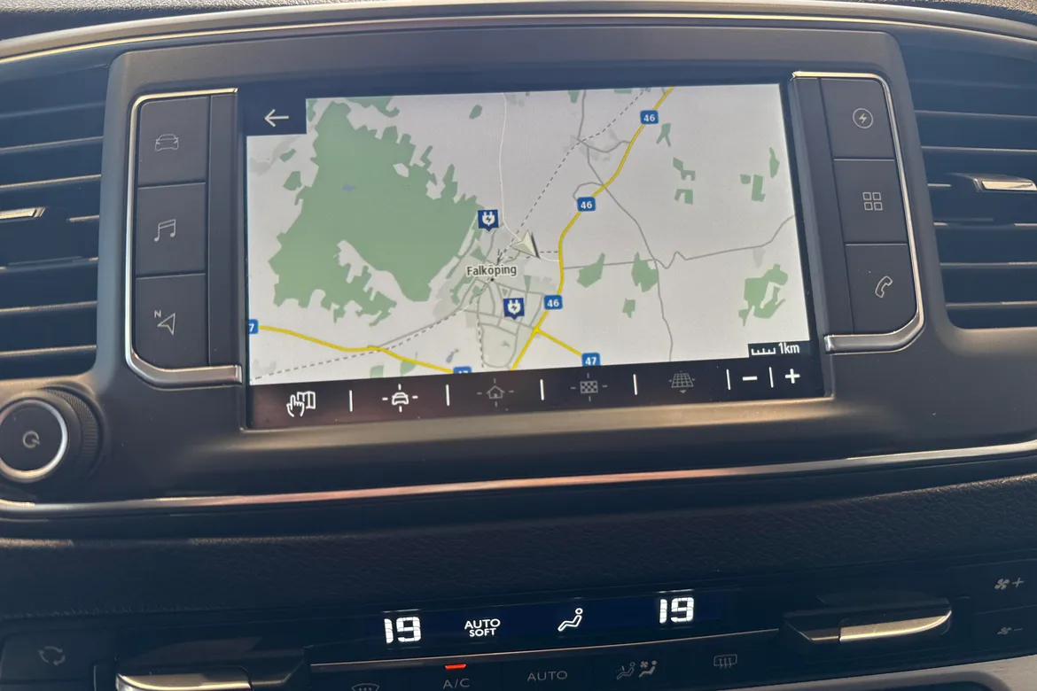 picture of a car