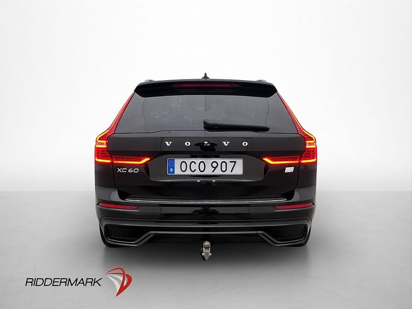 Bild 5 av Volvo XC60 Recharge T8 AWD R-Design VOC Pano B&W HuD Kamera