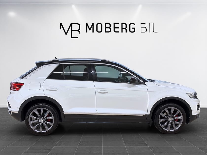 Bild 3 av Volkswagen T-Roc 190hk GT Sports Package B-Kamera Drag Keyless