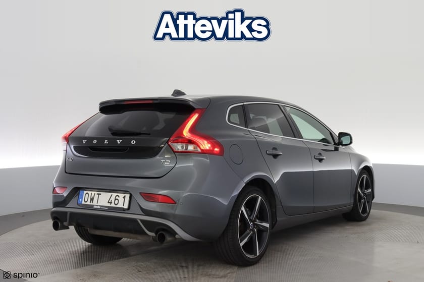 Bild 3 av Volvo V40 T2 120hk R-Design P-Värm Skinn VOC Farth. Sensorer