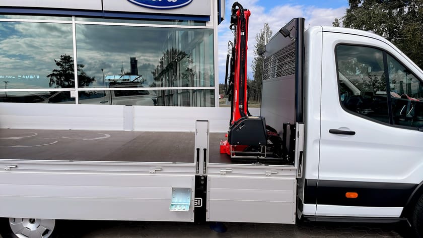 Bild 5 av Ford Transit 350 Chassi Cab Trend 350L4 FWD 2.0L 165hk Automat 4200Flak Fassikran