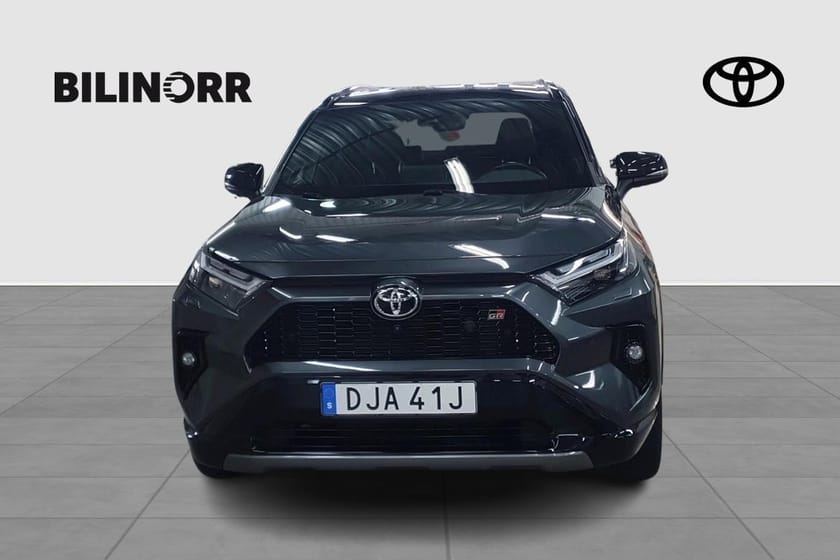 Bild 5 av Toyota RAV4 Hybrid AWD-i 2,5 GR Sport | Vinterhjul | Dragkrok | Motorvärmare |