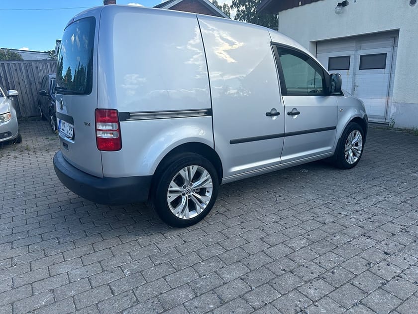 Bild 4 av Volkswagen Caddy Skåpbil 1.6 TDI DPF Euro 5/Ny framruta/S+V Hjul