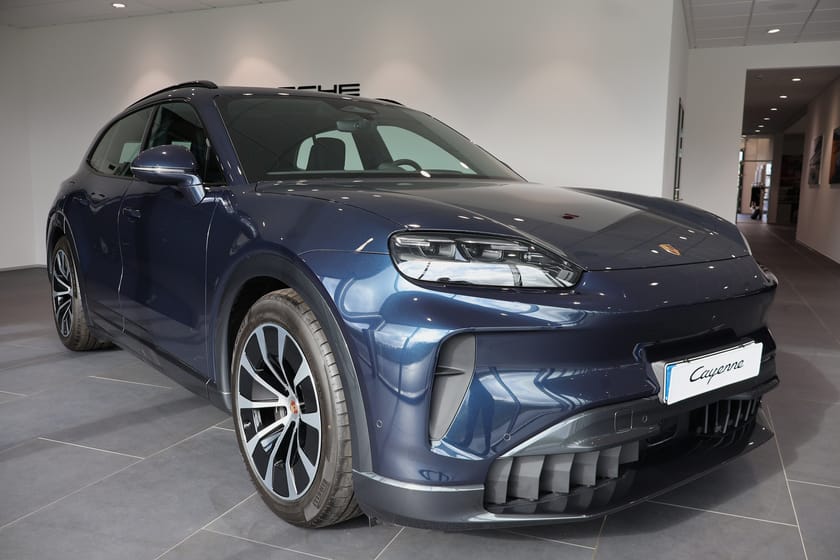 Bild 3 av Porsche Cayenne Electric 