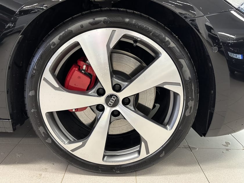Bild 5 av Audi A5 Avant e-hybrid quattro 270 KW S TRONIC S-line