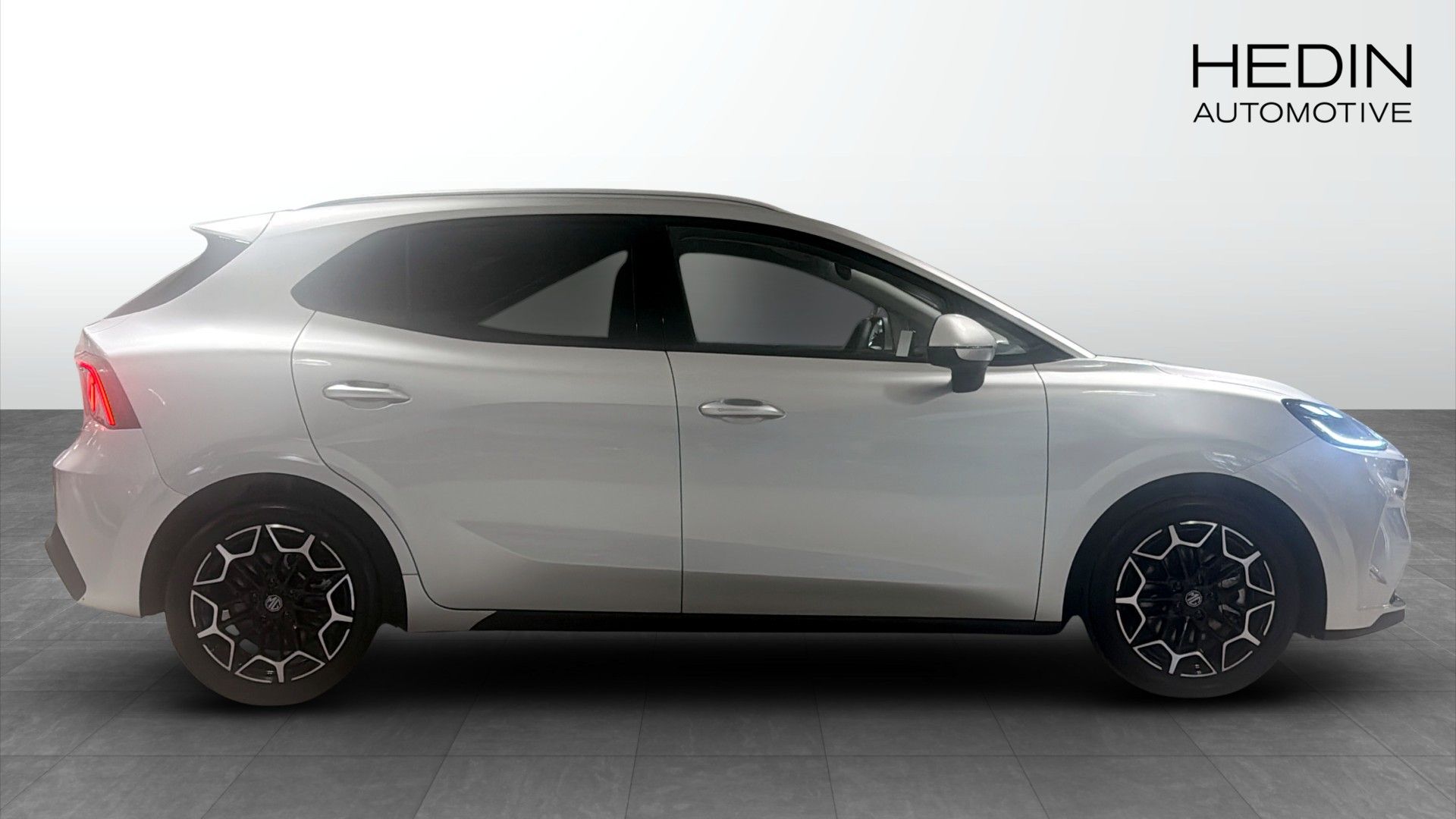 MG MG4 Urban PREMIUM 54 KWH 2026, bild 6/9