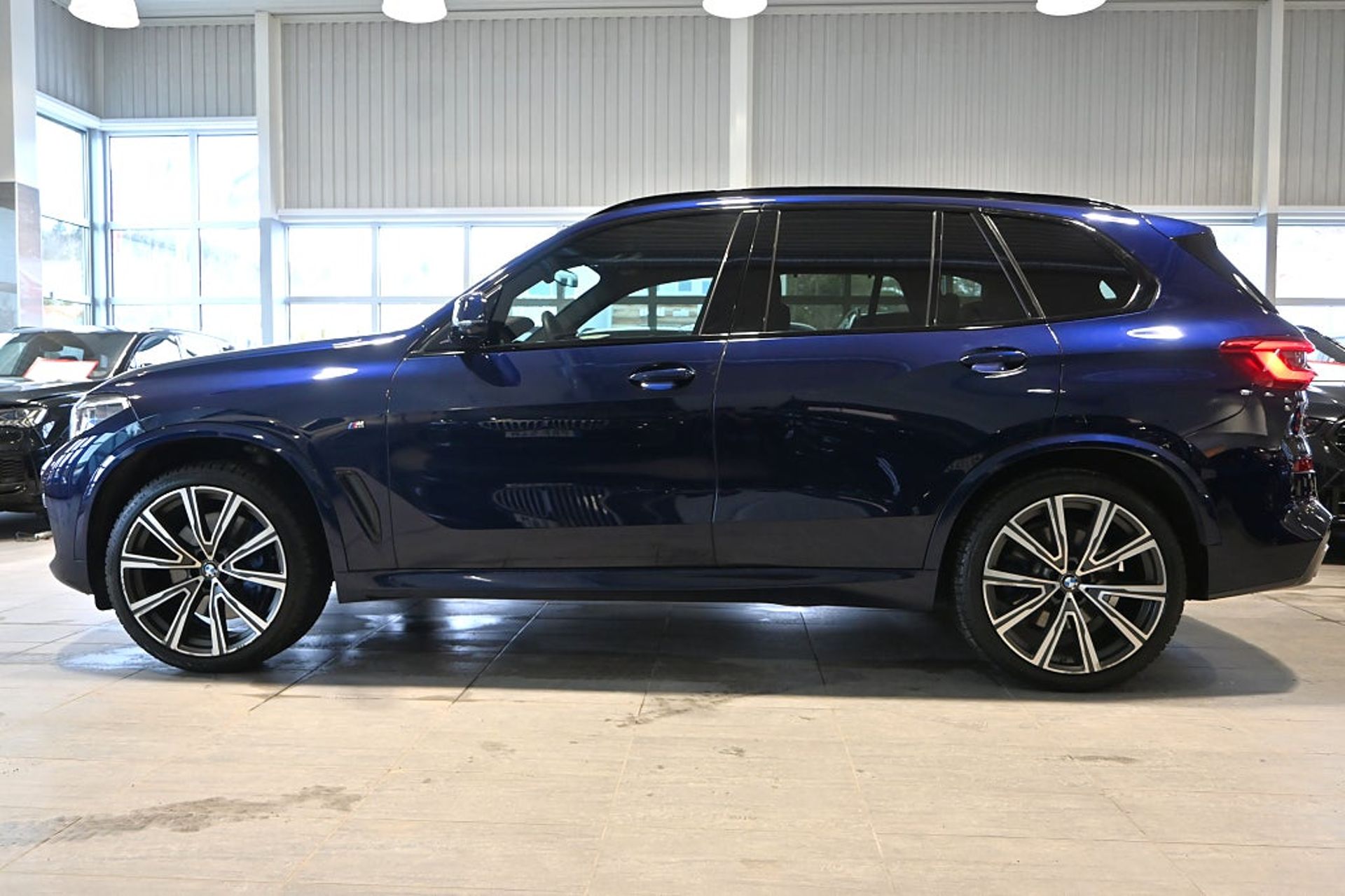 BMW X5 xDrive40i 7-Seater 2019, photo 2/10