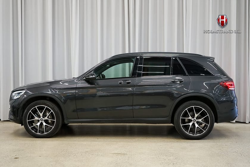 Bild 1 av Mercedes-Benz GLC 300 de 4MATIC 4M AMG Night Cockpit Drag Värme Kamera Carplay