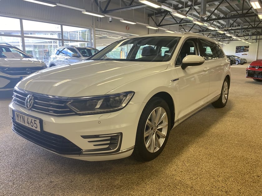 Bild 2 av Volkswagen Passat Variant GTE 1.4 TSI 218hk Aut/Adaptiv