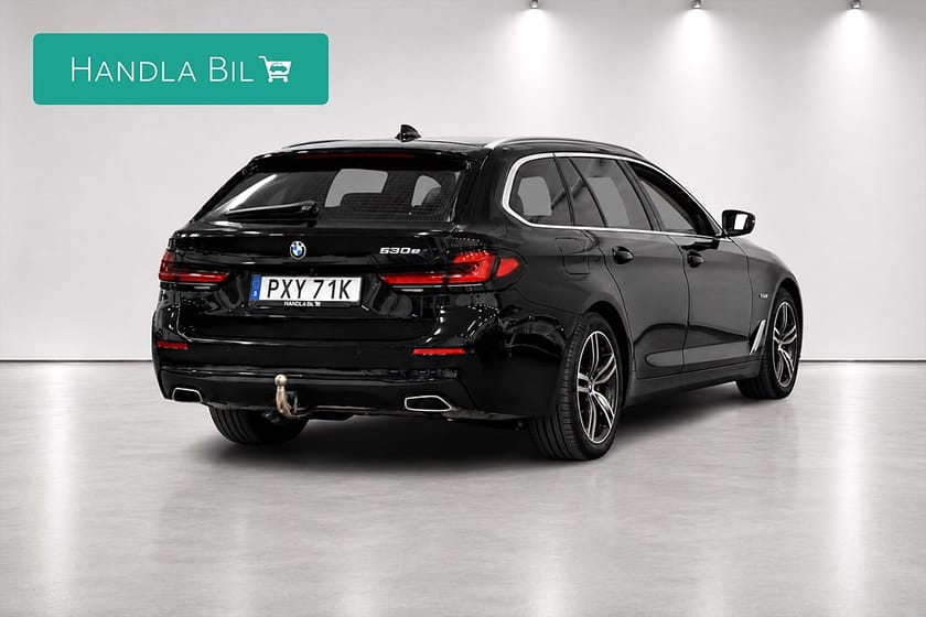 Bild 5 av BMW 530e Touring Plug-in Pano Skinn P-värm Navi Dragkrok Moms
