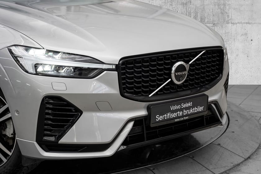 Bilde 2 av Volvo XC60 T6 Long Range Ultimate Dark Hengerfeste Head-Up