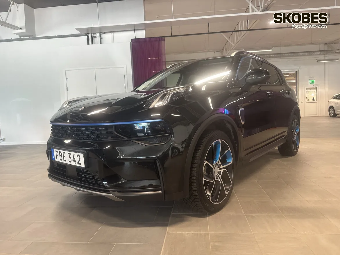Lynk & Co 01 PHEV