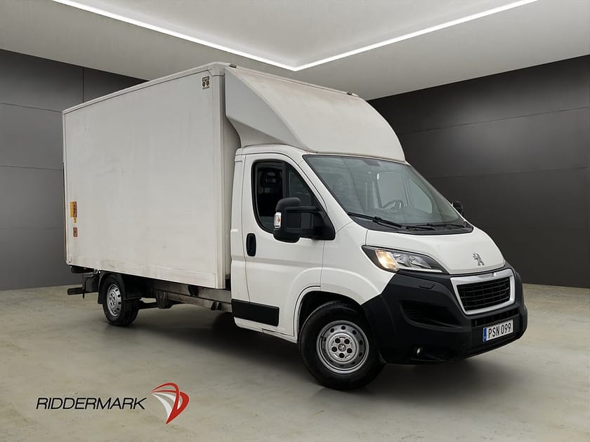Bild 3 av Peugeot Boxer Chassi Cab 2.0 BAKGAVELLYFT Värm Kamera A/C 1-Bruk MOMS