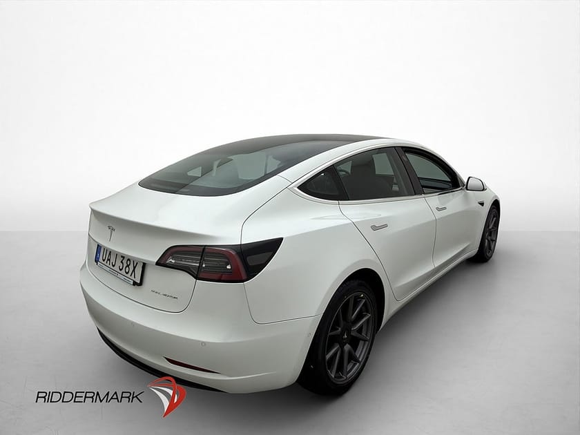 Bild 5 av Tesla Model 3 Long Range AWD Autopilot Svensksåld