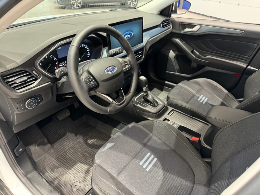Bild 4 av Ford Focus Active Kombi 1,0 EcoBoost 125hk Automat
